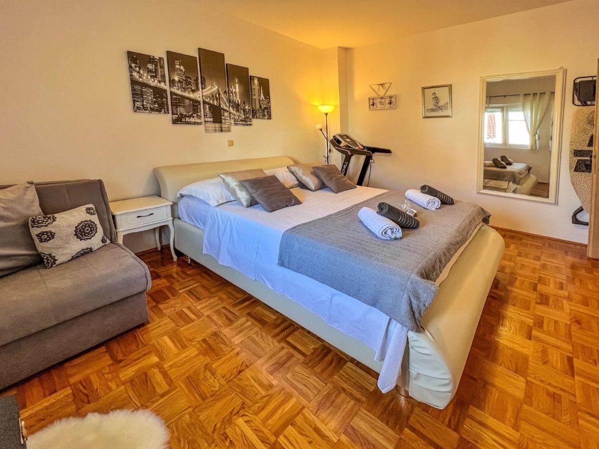 Apartman Zara Biograd Na Moru Exterior foto